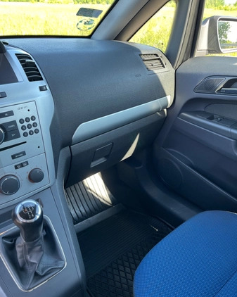 Opel Zafira cena 19500 przebieg: 212000, rok produkcji 2009 z Lubawa małe 742